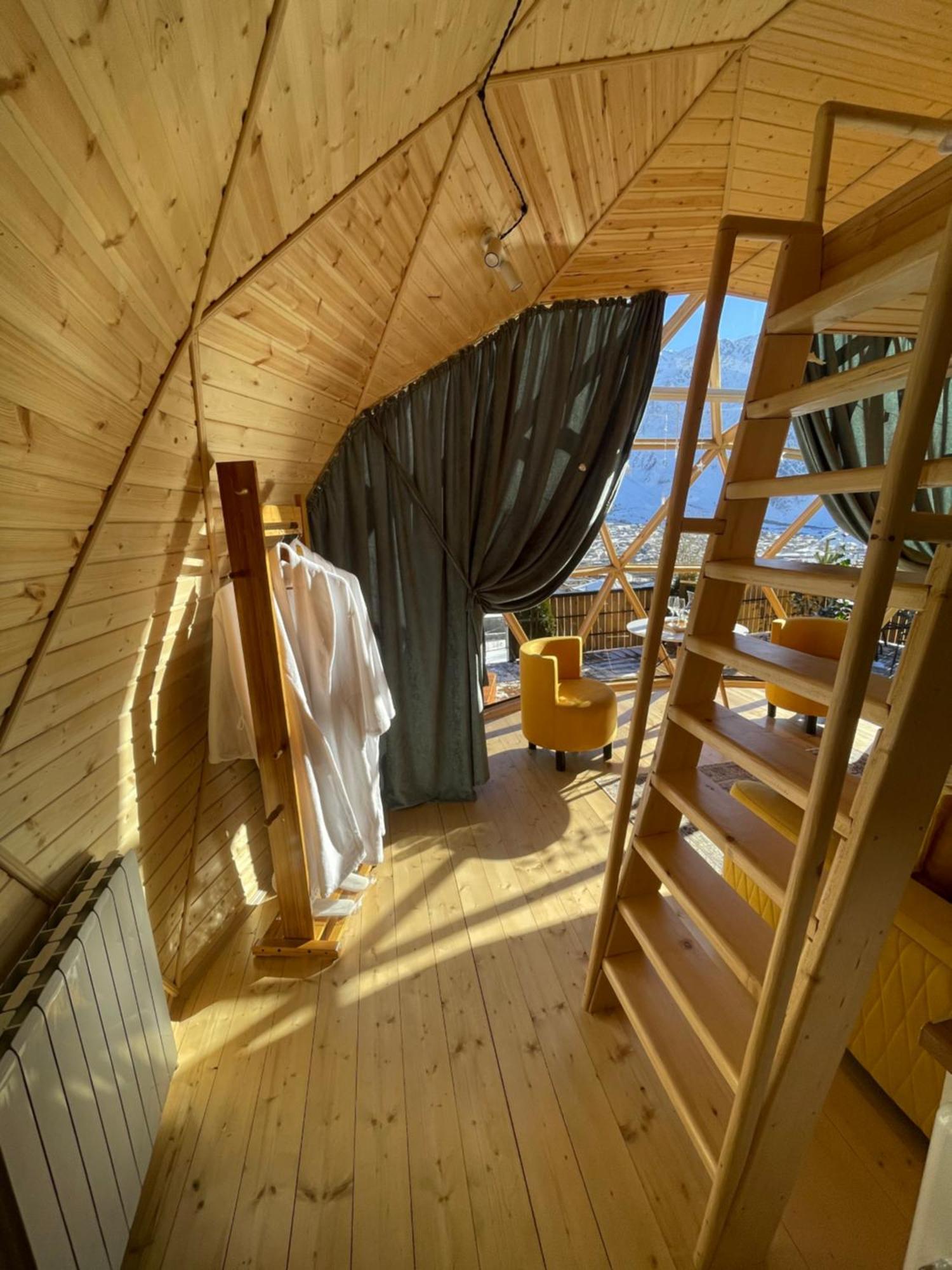 Gabua Glamping Villa Kasbegi Buitenkant foto